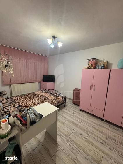 Apartament cu 3 camere semidecomandat în Gheorgheni
