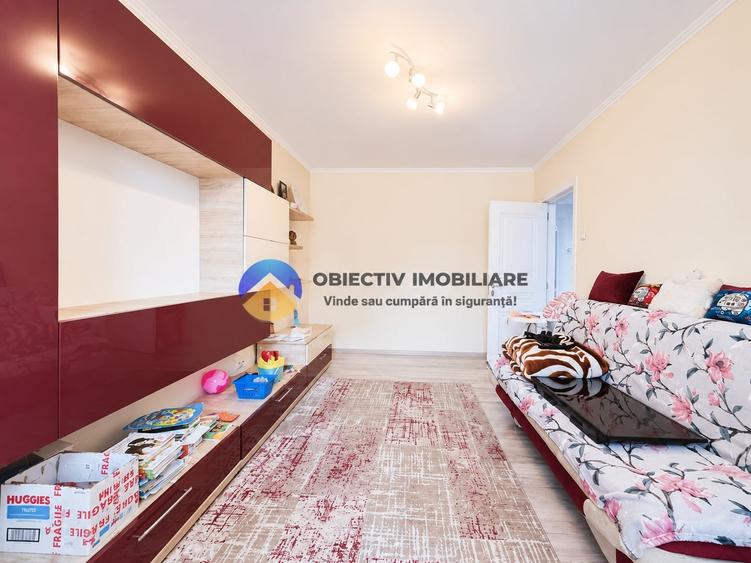 Apartament cu 3 camere decomandat, mobilat în Dărmănești