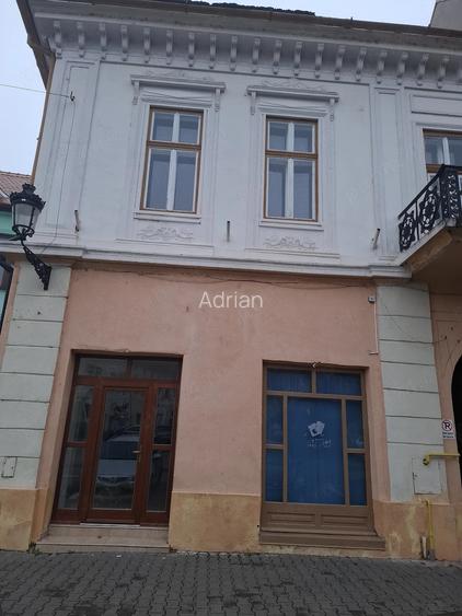 Spatiu comercial -vanzatr inchiriere