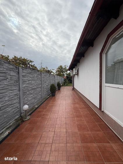 Casă cu 3 camere cu Teren 1200 Mp în Leordeni