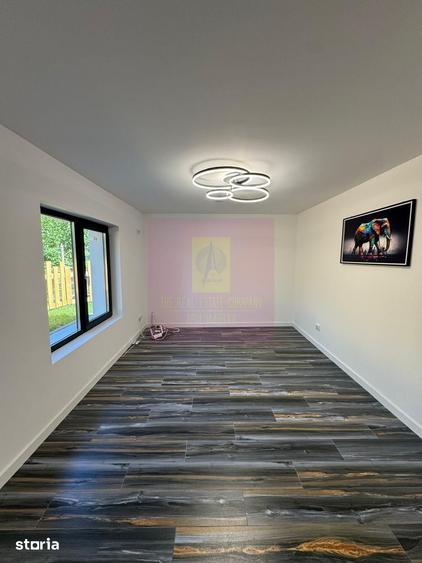 Casă cu 6 camere cu Teren 482 Mp în Central