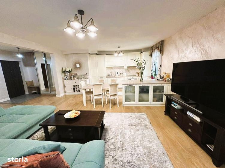 Apartament cu 2 camere, mobilat în Central