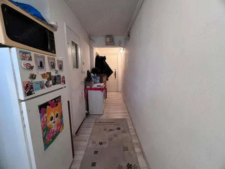 Apartament cu 2 camere decomandat în Micro 15