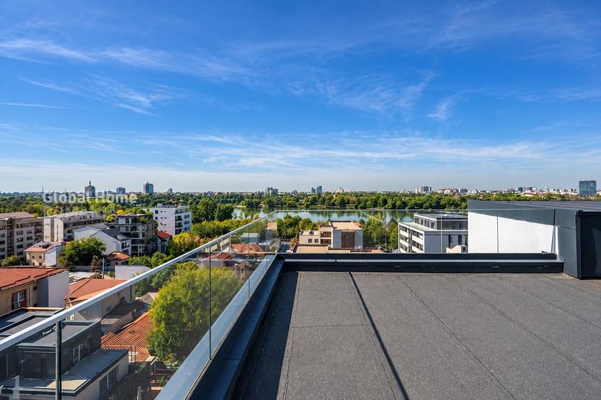 Penthouse cu 4 camere decomandat în Floreasca