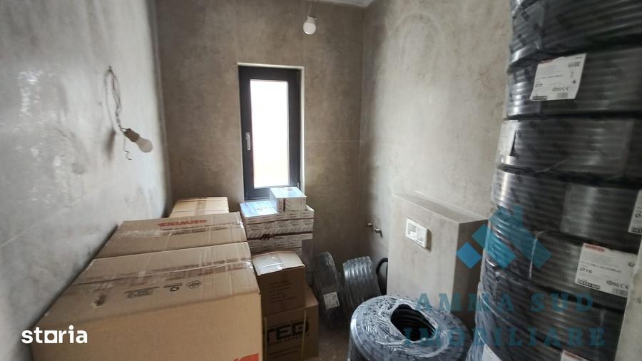 Casă cu 5 camere cu Teren 344 Mp în Central