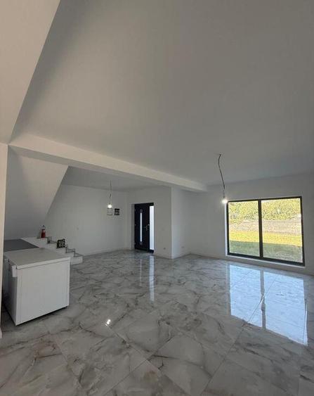 De vanzare jumatate de duplex modern, parter + etaj |... - 9