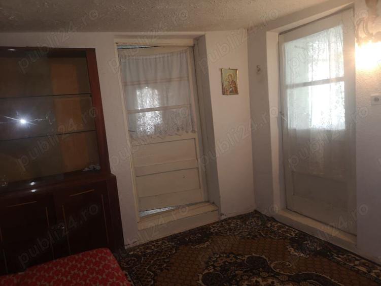Casa de vanzare +teren - 2