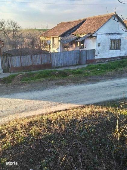 Casa de vanzare mai multe detali la nr de telefon - 2