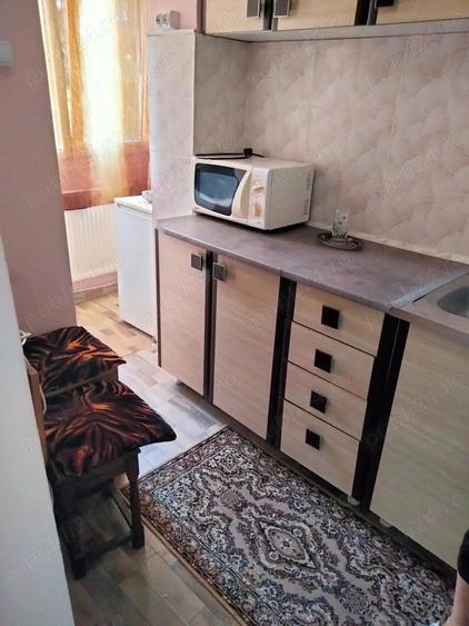 Garsoniera etaj 1 zona Garii - 11