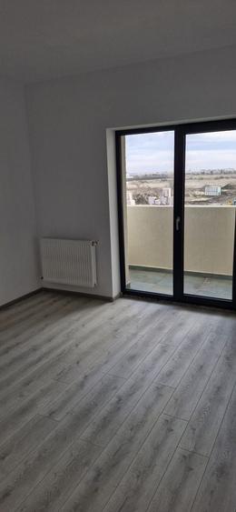 Apartament cu 2 camere semidecomandat în Exterior Vest