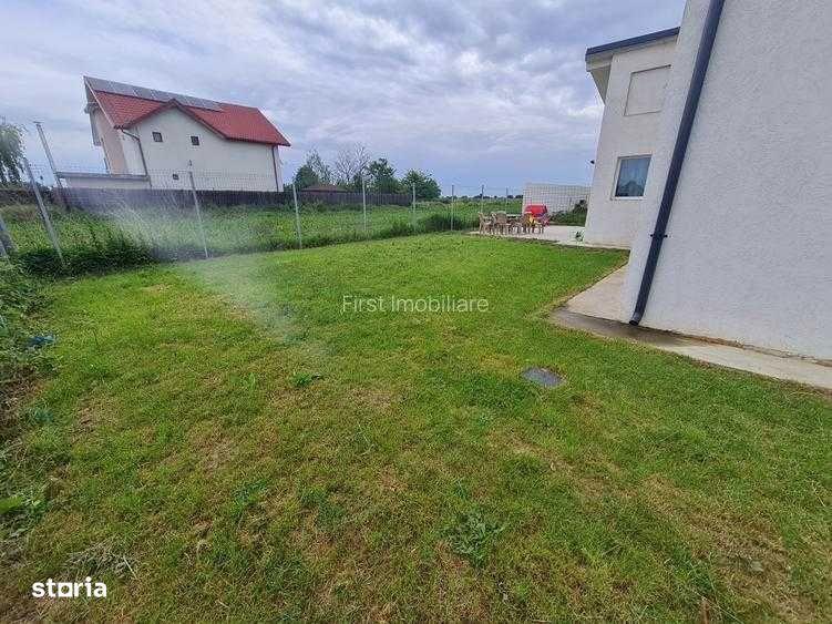 Inchiriez vila cu 5 camere, 2 bai,curte 430 mp,ratb 3 minute - 2