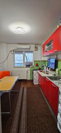 Apartament 2 camere, decomandat, bloc 1980, parter - 8