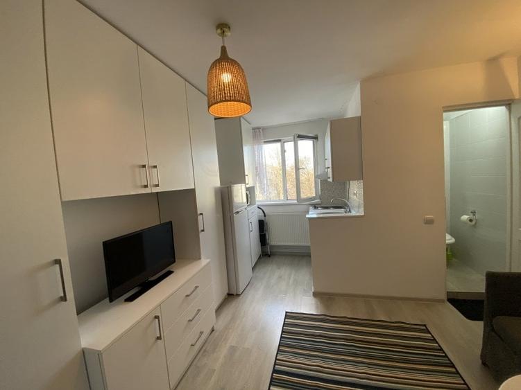 Garsoniera 1 Decembrie 1918 Metrou 600 m - 6