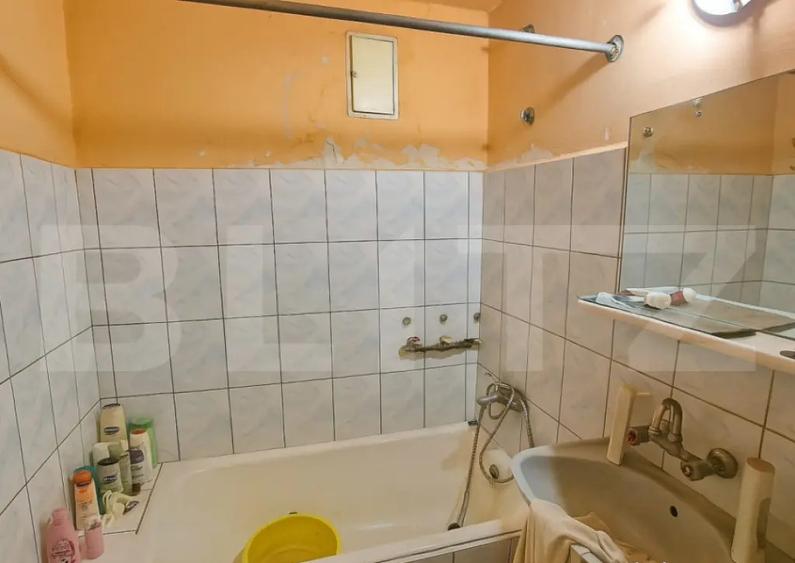 Garsoniera de 34 mp, etajul 1, zona Decebal - 1