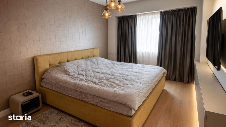 Apartament cu 4 camere decomandat în Victoriei