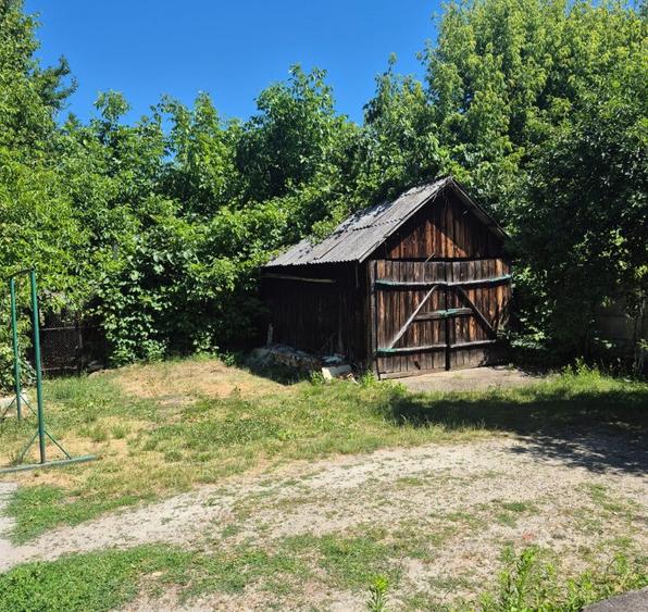 22 Decembrie, casa caramida - 1