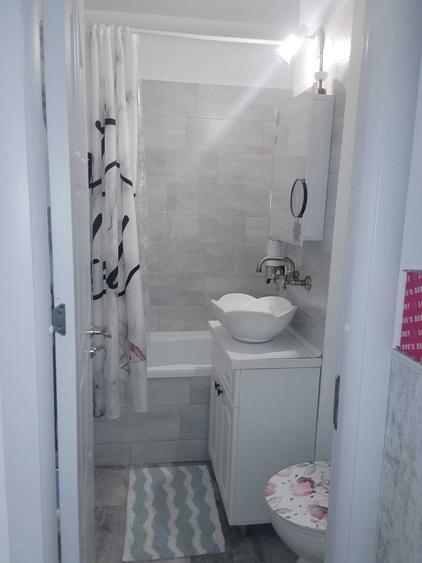Vand apartament 2 cam , Str. G-ral E Grigorescu, langa Gradinita 39 - 4