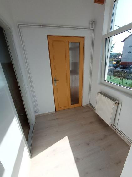 Spatiu comercial de inchiriat 40 mp zona centrala a Mediasului - 1