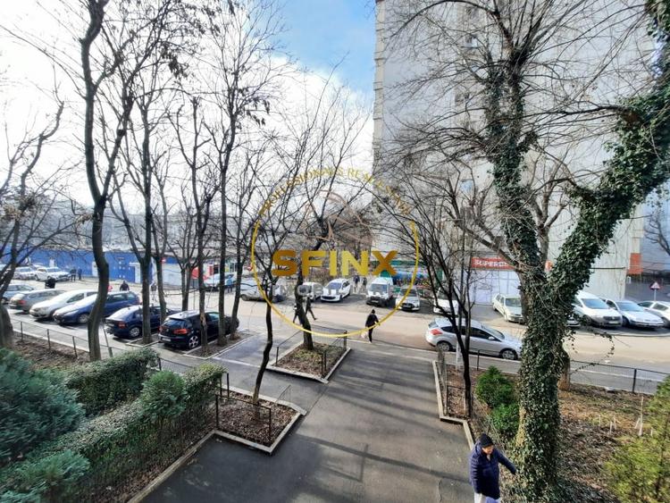 Piata Resita, apartament 2 camere etaj 1 in bloc de 4 etaje, comision zero - 9