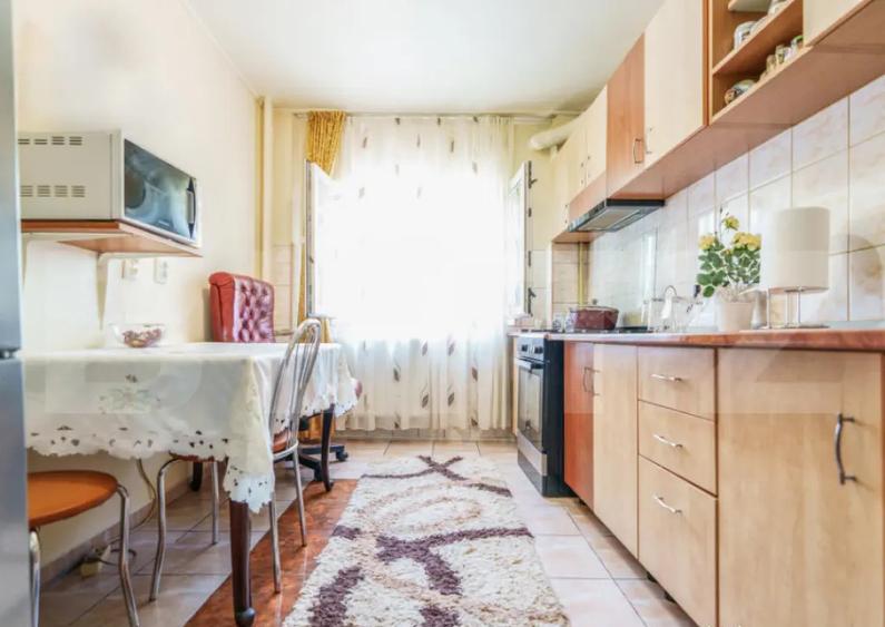 Apartament 4 camere spa?ios ?i bine compartimentat - 4