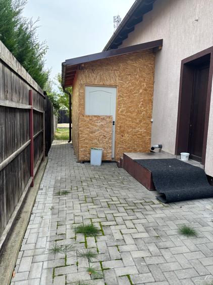 Casa individuala,teren 514 mp, strada Merilor,Cartier Stupini - 17