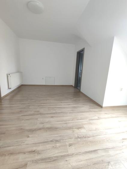 Casă de închiriat, 6 camere, 220 mp, Calea Turzii zona Restaurant Aroma - 2