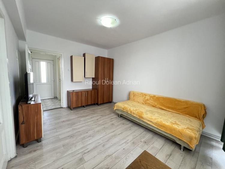 2 camere , 43 mp, terasa, zona str.Mihai Viteazul , Centru 2 camere , 43 mp, terasa, zona str.Mihai Viteazul , Centru