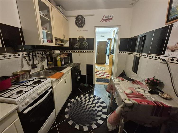 Apartament 2 camere decomnadat de vanzare zona Alexandru cel Bun- Iasi - 6