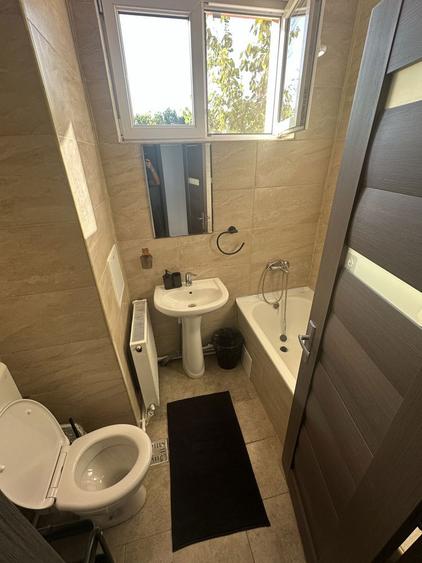 Inchiriez garsoniera - 2