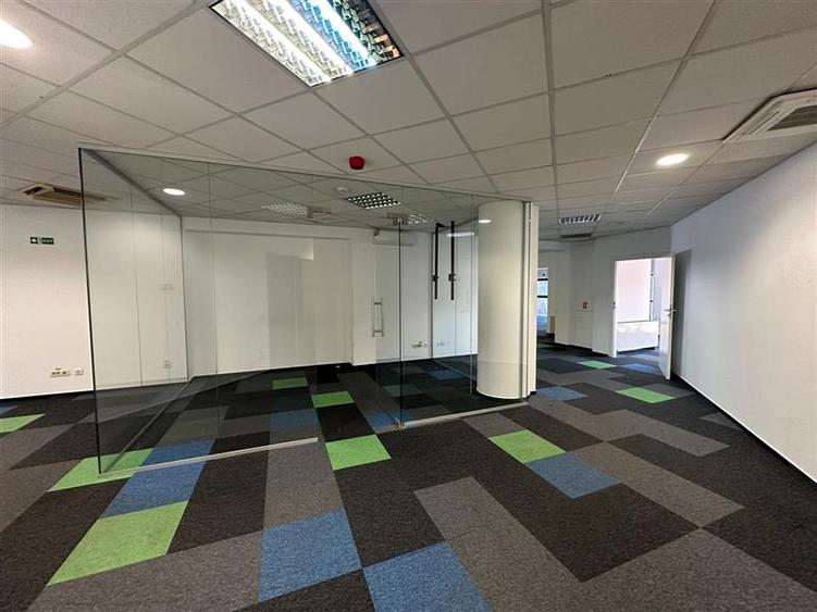 Inchiriere spatii birouri Universitate - de la 201 mp - 5