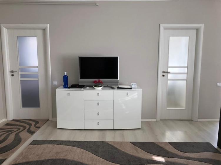 Apartament de 3 camere,60 mp,2 parcari, zona Vivo - 9
