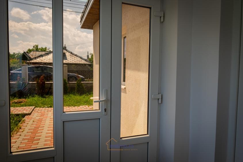 Casa renovata, spatiu pentru familie si gradina - Moinesti - 8