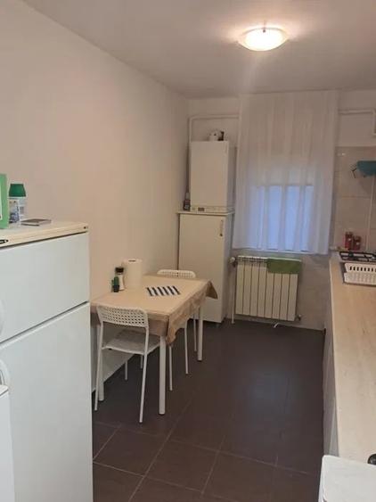 Garsoniera -Zona Sud -parter - 37mp - 5