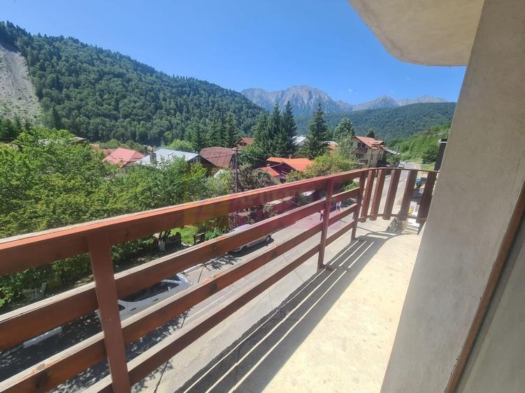 Pensiune de vanzare in Azuga - 49