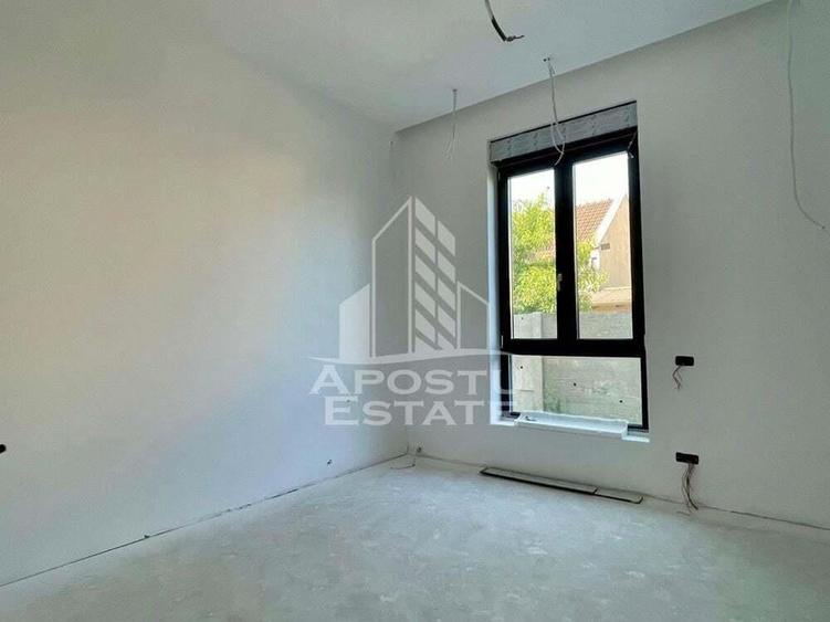 Duplex modern Chisoda stadiul la alb - 3