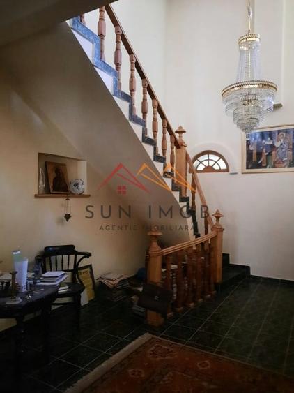 Casa tip conac, teren 4000 mp, finisaje deosebite, garaj, Prahova - 11