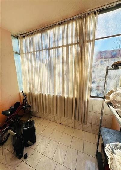 RECO . Apartament cu 3 camere Valenta . - 6