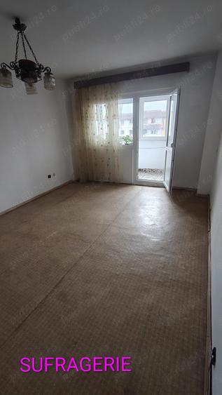 Apartament ultracentral Campina ,62 mp, 2 balcoane - 9