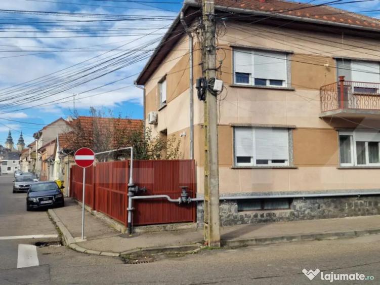 O casa cu poveste ?i structura solida, in centrul Lugo - 3