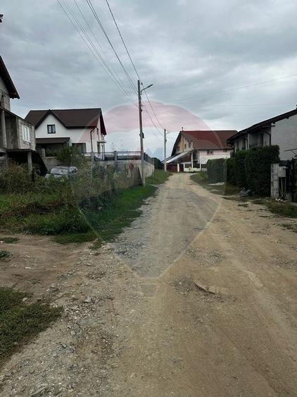 TEREN INTRAVILAN 500 MP DE VANZARE- SURA MARE JUD. SIBIU - 6