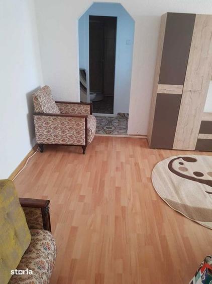 Inchiriez apartament doua camere Viziru 1 - 7