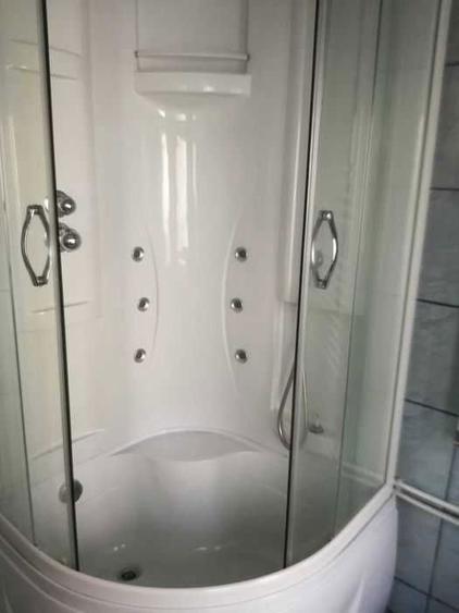 Inchiriez apartament la casa - 6