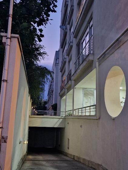 PROPRIETAR Inchiririez apartament ultracentral - 2