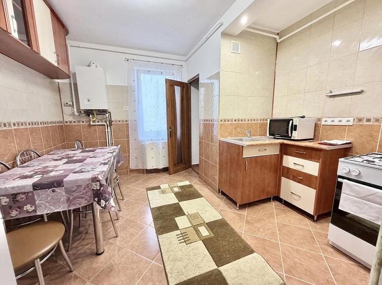 Vand 3 cam Tudor confort 1 [etaj 2] - 1