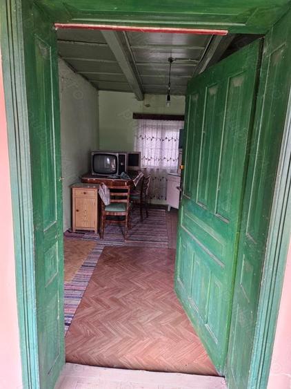 Casa de vanzare la tara - 6