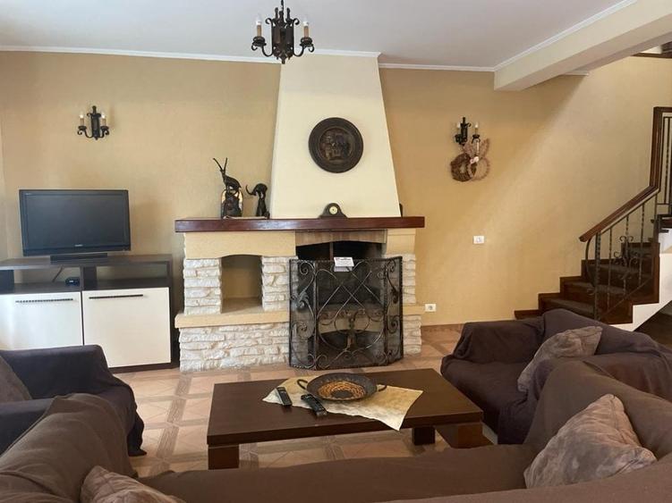 2 Vile de vanzare in Busteni, ce functioneaza si ca pensiune! - 4