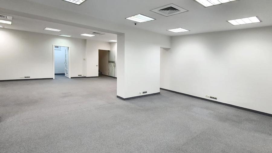 Vila cu prestanta zona Capitale Guvern, renovata integral, lift, parcare - 5