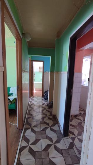 Ap. 3dec. Micro 38, etaj 3, 68mp - 4