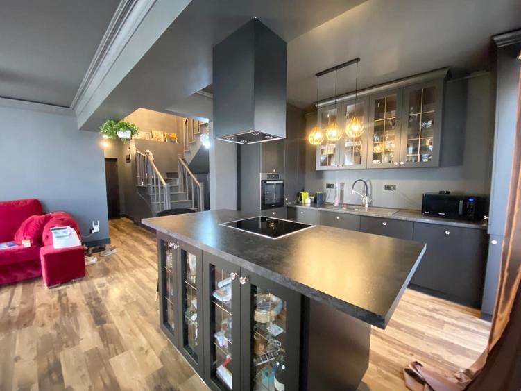 Apartament cu 3 camere, Tip Duplex, 122mp, Metrou Berceni - 1