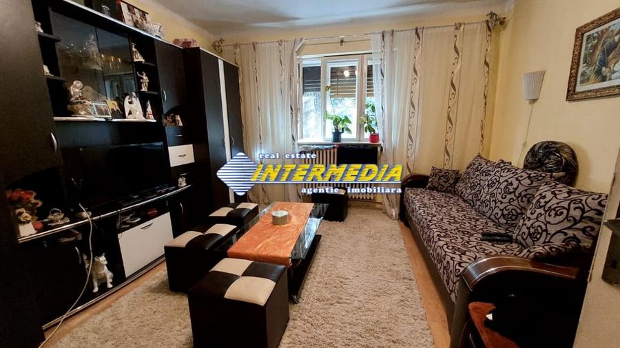 Casa cu 3 camere de vanzare zona Cetate - 2